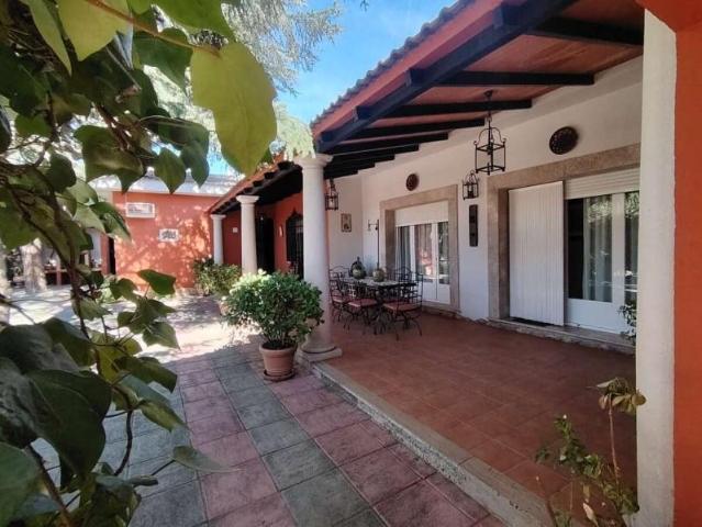 Chalet en venta en Valdepeñas