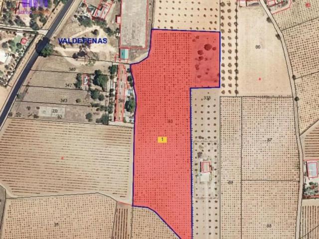 Chalet en venta en Valdepeñas, Periferia