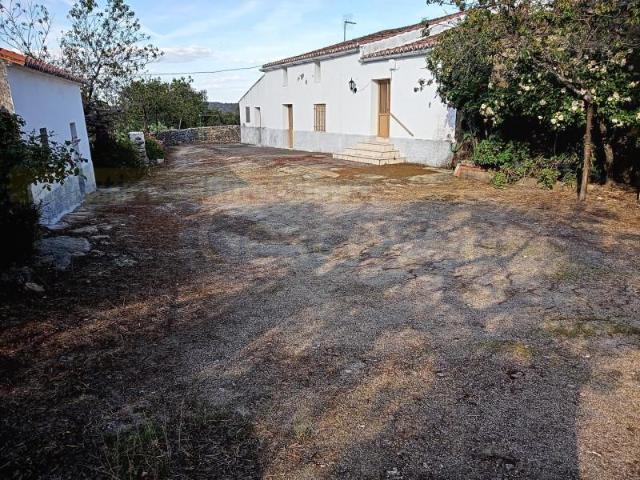 Chalet en venta en Valencia de Alcántara, Campiña