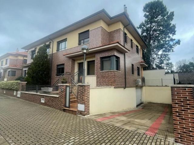 Chalet en venta en Valladolid, La Victoria