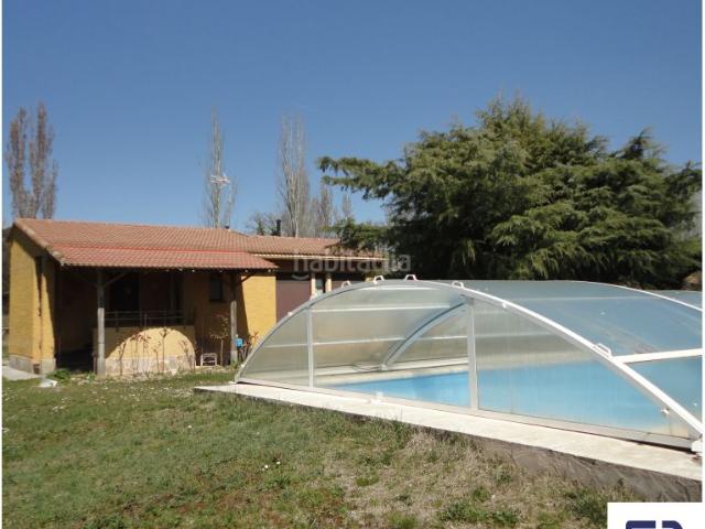 Chalet en venta en Valladolid, Polígono San Cristóbal. Chalets.