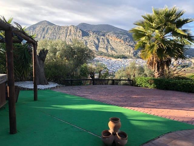 Chalet en venta en Valle de Abdalajís, Málaga