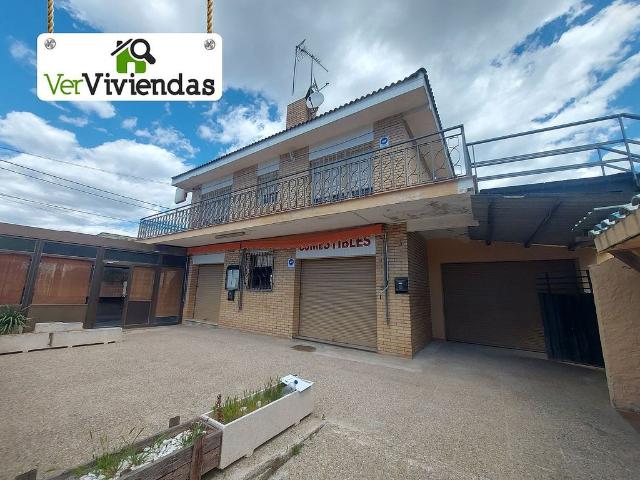 Chalet en venta en Vallirana, de 390 m² 3 habitaciones por 329.000