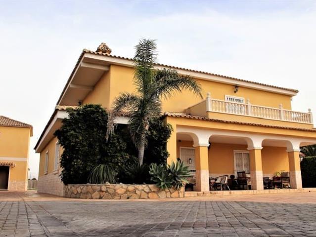 Chalet en venta en Valverde, Alicante Costa Blanca