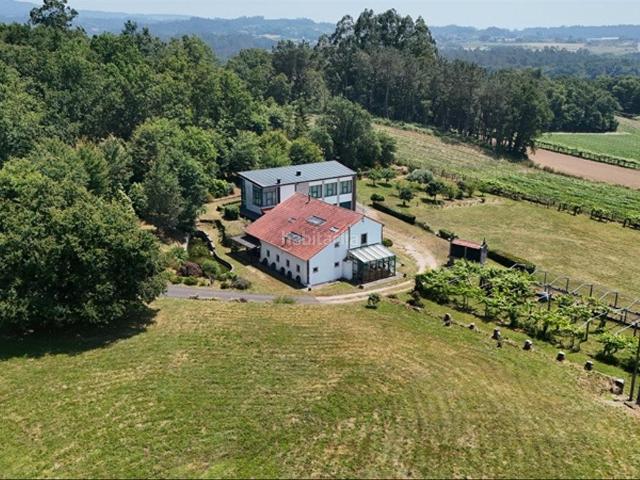 Chalet en venta en Vedra. Espectacular Propiedad en venta en Vedra. Chalets.