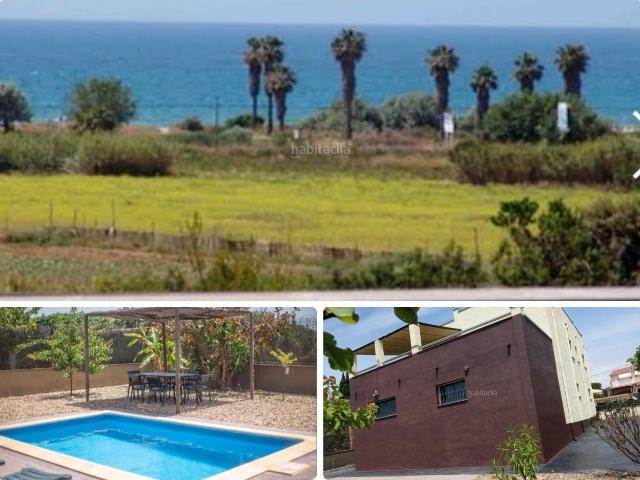 Chalet en venta en Vendrell El, Bonavista Costa Dorada. ¡Vistas espectaculares! Casa individual, cercana a todos los servicios. Licencia turística. Chalets Vendrell.