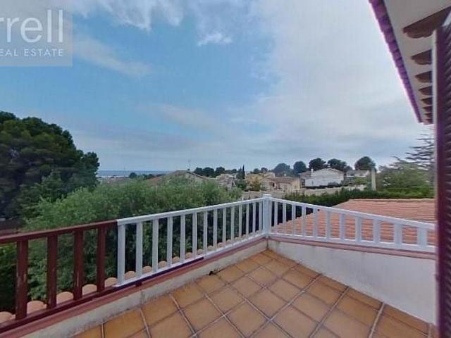 Chalet en venta en Vendrell, El, de 145 m² 4 habitaciones por 365.000