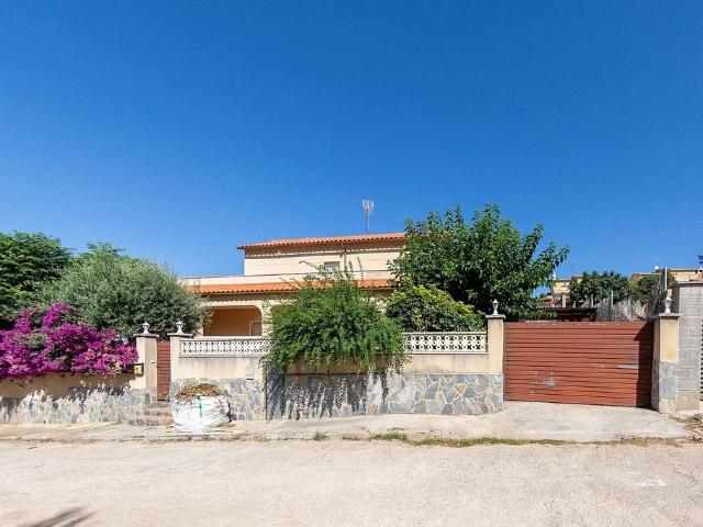 Chalet en venta en Vendrell, El, de 157 m² 4 habitaciones por 320.000
