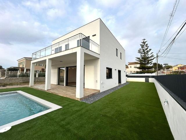Chalet en venta en Vendrell, El, de 197 m² 4 habitaciones por 630.000
