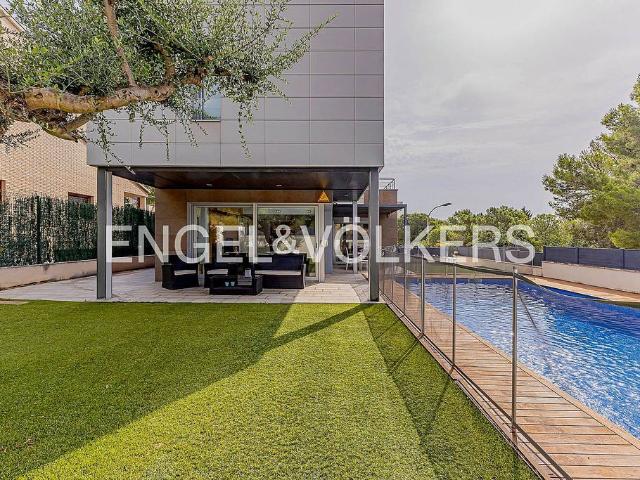 Chalet en venta en Vendrell, El, de 491 m² 4 habitaciones por 798.000