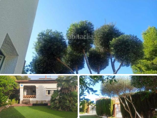 Chalet en venta en Vendrell El, La Franquesa Oasis Park Costa Dorada. CASA A 4 VIENTOS CON PISCINA EN EL VENDRELL. Chalets Vendrell.