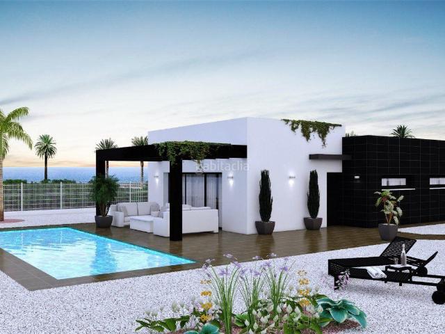 Chalet en venta en Vera, Vera Ciudad. VILLA CON PARCELA INCLUIDA. Chalets.