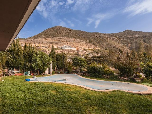 Chalet en venta en Vícar, La Envía. ? VIVE DONDE OTROS SOLO SUEÑAN ?. Chalets.