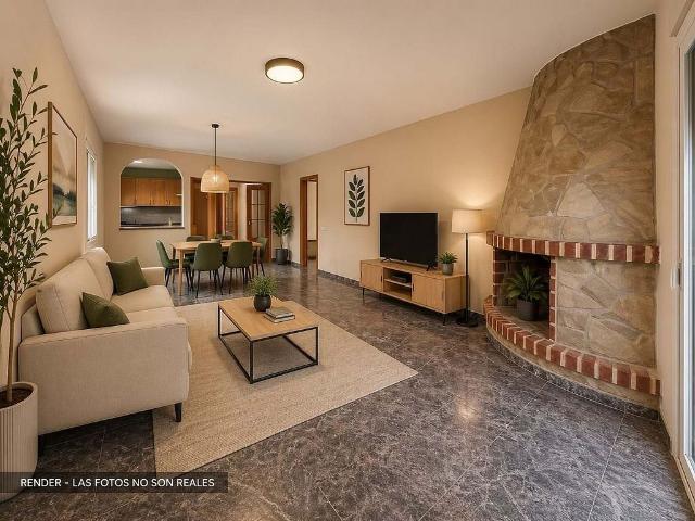 Chalet en venta en Vidreres, de 149 m² 4 habitaciones por 199.000