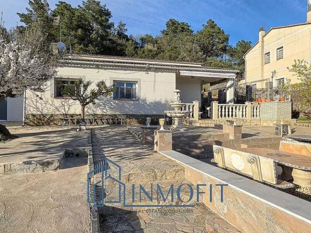 Chalet en venta en Vidreres, de 98 m² 3 habitaciones por 329.000
