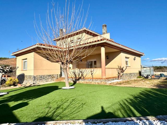 Chalet en venta en Vidreres, La Goba. Una casa pensada para hoy, diseñada para toda la vida. Chalets.