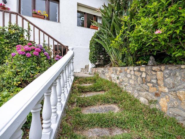 Chalet en venta en Vigo, Coruxo Oia Saiáns. Chalet en Urbanización Privada de Vigo. Chalets.