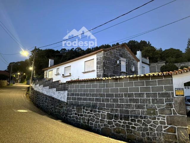 Chalet en venta en Vigo, Sardoma Castrelos. Casa en Vigo Castrelos. Chalets.