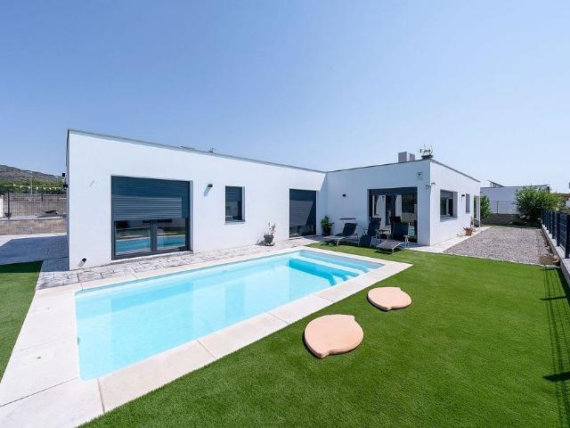 Chalet en venta en Vilanova d´Escornalbou, de 193 m² 3 habitaciones por 530.000