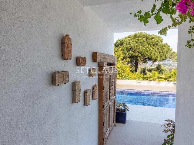 Chalet en venta en Vilanova del Vallès. Chalet con vistas, privacidad y mucho encanto. Chalets Vilanova del.