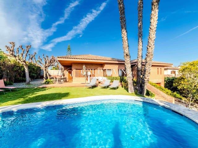 Chalet en venta en Vilanova i la Geltrú, Barcelona Costa Garraf