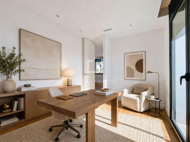 Chalet en venta en Vilanova i la Geltrú, L´Aragai Costa Dorada. Exclusiva villa contemporánea con vistas al mar, piscina privada y licencia turística en LAragai Vilanova i la Geltrú. Chalets Vilanova.