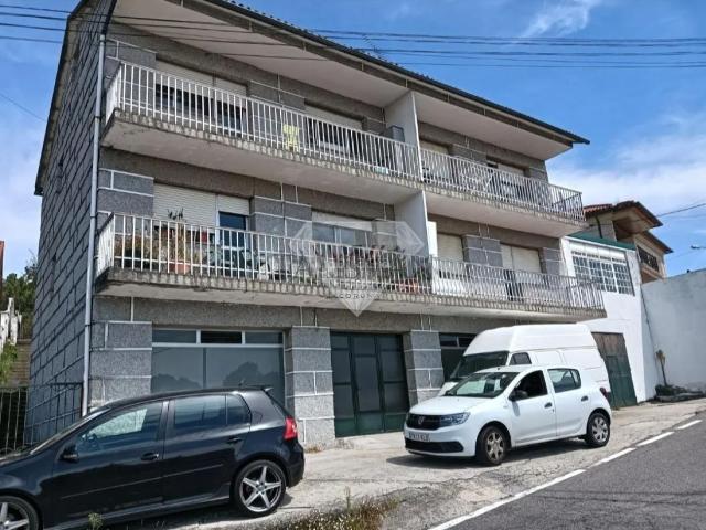 Chalet en venta en Vilaboa. Chalets.