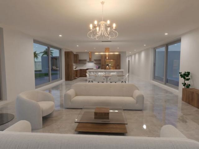 Chalet en venta en Viladecavalls. Chalet moderno con piscina en C Ponent, 35. Chalets.