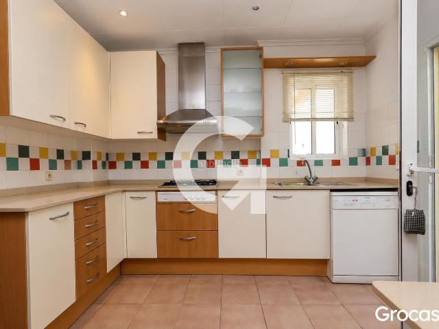 Chalet en venta en Viladecans, Torrent Ballester. ENCANTADORA CASA CON JARDÍN!. Chalets.