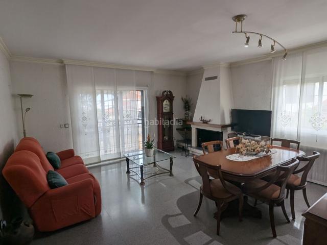 Chalet en venta en Viladecans, Torrent Ballester. Preciosa casa, cómoda,céntrica bien comunicada. Chalets.