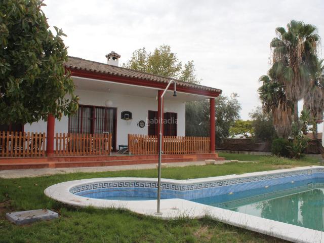 Chalet en venta en Villaverde del Río. Chalet en Villaverde del Rio. Chalets Villaverde del.