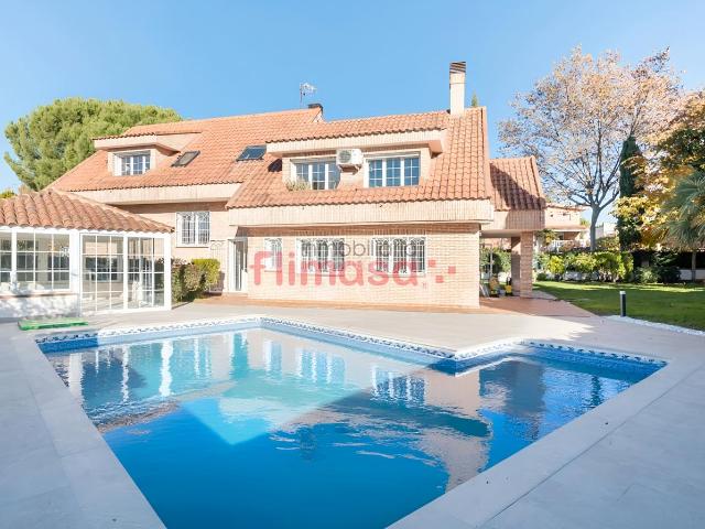 Chalet en venta en Villaviciosa de Odón, Castillo Campodón. EN FLIMASA NO COBRAMOS AL COMPRADOR. Chalets Villaviciosa de.