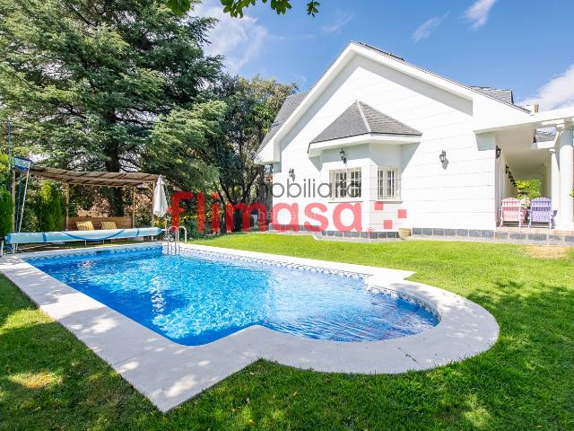 Chalet en venta en Villaviciosa de Odón, El Bosque. Chalets Villaviciosa de.