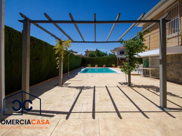 Chalet en venta en Villa de Otura. EXCLUSIVO CHALET INDEPENDIENTE EN PLANTA BAJA EN NUEVA OTURA COMODIDAD, DISEÑO Y UBICACIÓNSi buscas una vivienda donde la comodid. Chalets Villa de.