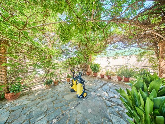 Chalet en venta en Villa de Otura. SE VENDE DOS CHALETS INDEPENDIENTES CON PISCINA en Viña del Rey Villa de Otura_GRANADA. Chalets Villa de.