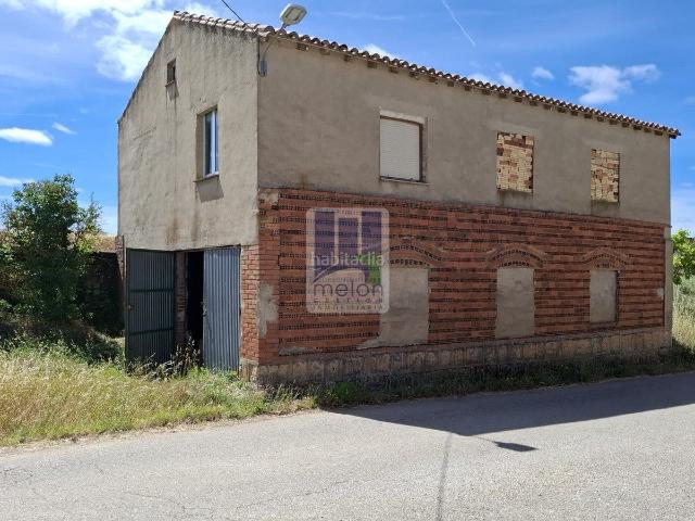 Chalet en venta en Villadiego. Chalets.