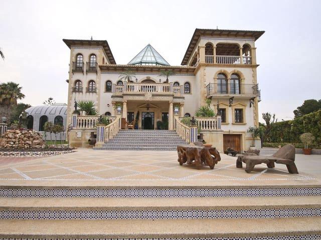Chalet en venta en Villamartin, Alicante Costa Blanca