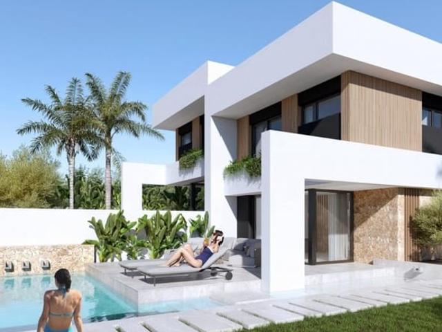 Chalet en venta en Villamartin, Alicante Costa Blanca