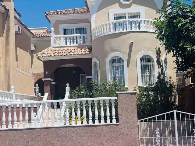 Chalet en venta en Villamartin, Alicante Costa Blanca