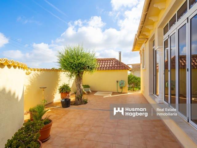 Chalet en venta en Villamartin, Alicante Costa Blanca