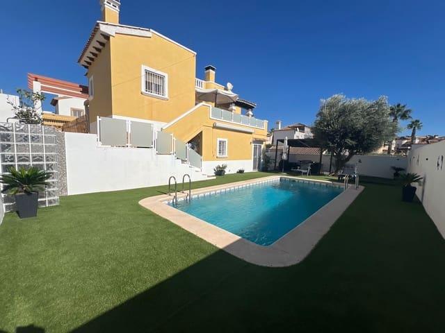 Chalet en venta en Villamartin, Alicante Costa Blanca