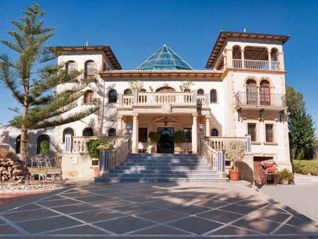 Chalet en venta en Villamartin, Alicante Costa Blanca