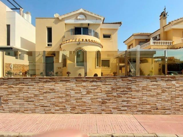 Chalet en venta en Villamartin, Alicante Costa Blanca