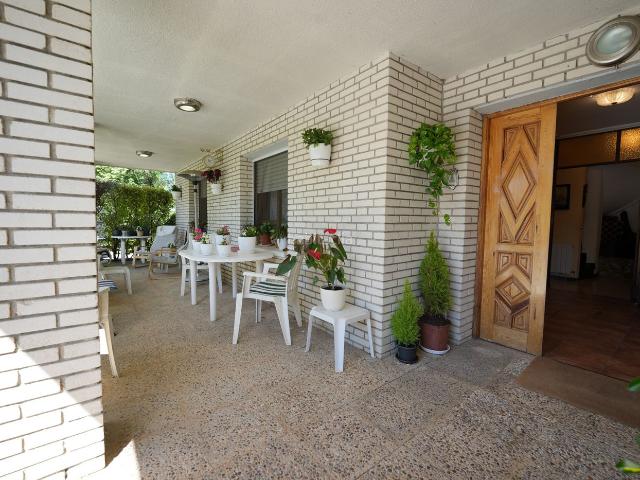 Chalet en venta en Villanubla. Chalet Villanubla. Chalets.