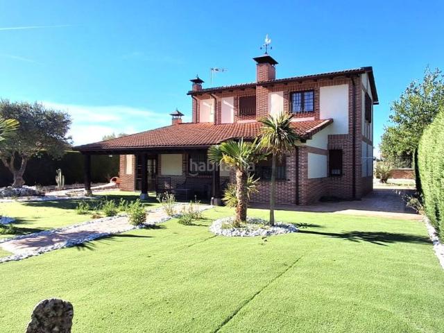 Chalet en venta en Villanueva de Duero. Chalet en venta en Villanueva De Duero, 4 dormitorios. Chalets Villanueva de.