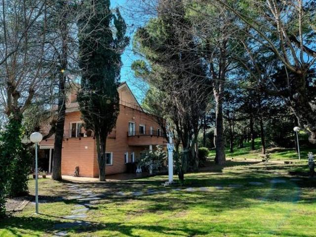 Chalet en venta en Villanueva del Pardillo, Las Vegas Santa María