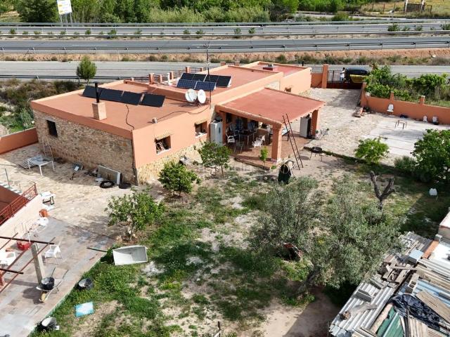 Chalet en venta en Villar del Arzobispo. CHALET CON AMPLIA PARCELA EN VILLAR DEL ARZOBISPO. Chalets Villar del.