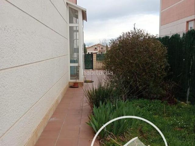 Chalet en venta en Villarcayo de Merindad de Castilla la Vieja. ADOSADO A LA VENTA ZONA DE EL LUPA EN VILLARCAYO. Chalets Villarcayo de Merindad de Castilla la.
