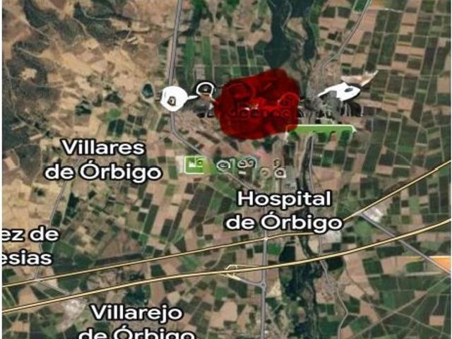 Chalet en Venta en Villares de Órbigo, León