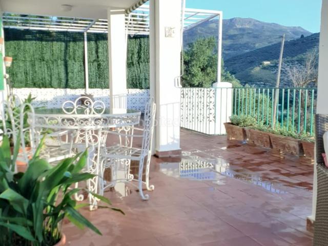 Chalet en venta en Villares Los. Chalets Villares.